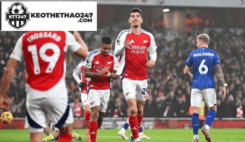 Arsenal tiếp tục cuộc bám đuổi với Liverpool sau chiến thắng rạng sáng nay.