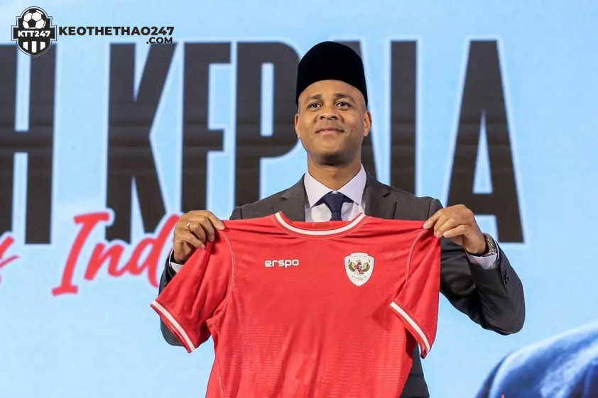 HLV Kluivert sẽ có nhiều trợ lý người Hà Lan trong đội ngũ của mình HLV Kluivert sẽ có nhiều trợ lý người Hà Lan trong đội ngũ của mình