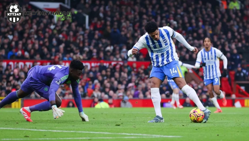 Onana thi đấu tệ hại trong trận đấu của MU vs Brighton.