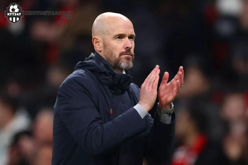 Ten Hag đang tiến gần tới việc trở thành tân HLV của Borussia Dortmund. Ten Hag đang tiến gần tới việc trở thành tân HLV của Borussia Dortmund.