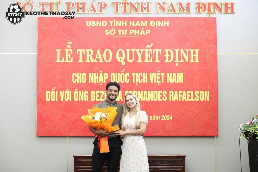 Marcele luôn bên cạnh đồng hành cùng Xuân Son (Ảnh: FB Xuân Son).