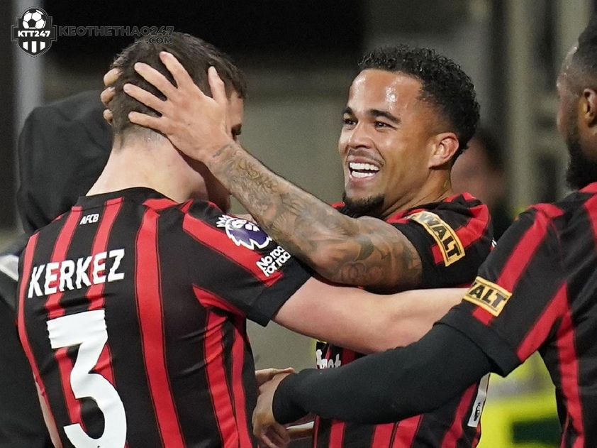 Justin Kluivert tiếp tục là niềm hy vọng của đội chủ nhà (Ảnh: Eurosport) Justin Kluivert tiếp tục là niềm hy vọng của đội chủ nhà (Ảnh: Eurosport)