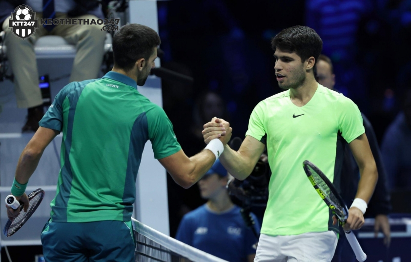 Novak Djokovic tạm dẫn Carlos Alcaraz 2-0 ở những lần đối đầu trên mặt sân cứng Novak Djokovic tạm dẫn Carlos Alcaraz 2-0 ở những lần đối đầu trên mặt sân cứng