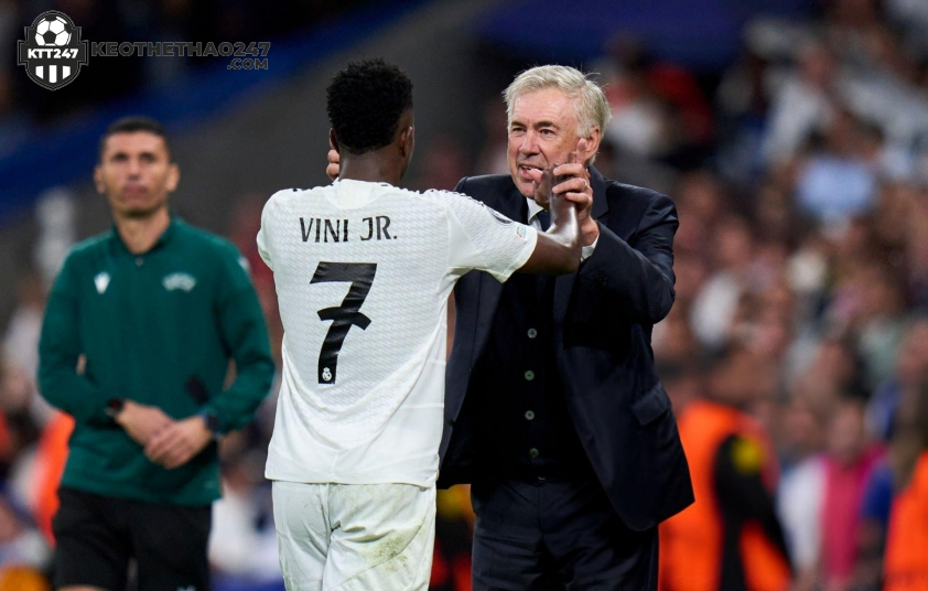 Carlo Ancelotti khẳng định Vinicius vẫn đang hạnh phúc tại Real Madrid. Ảnh: Getty