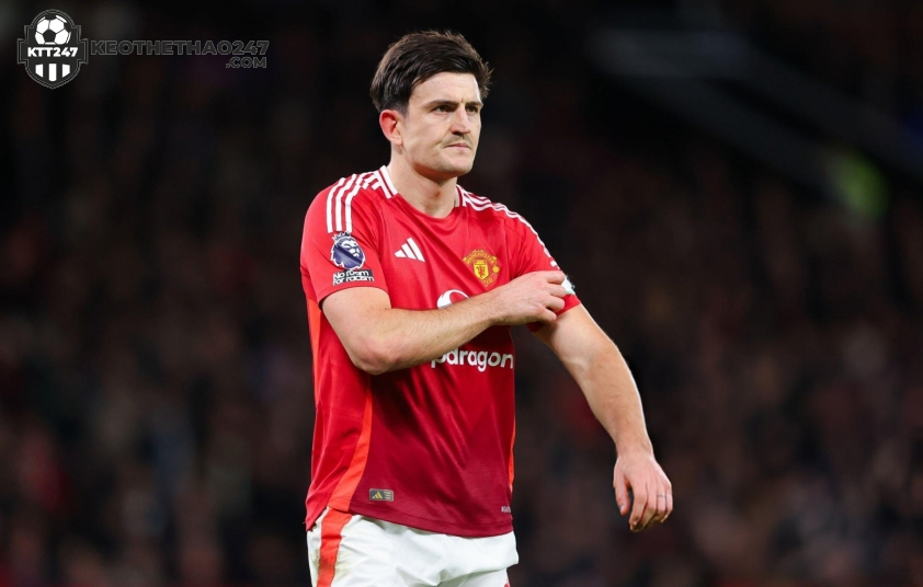 Amorim xác nhận Man Utd gia hạn hợp đồng với Harry Maguire. Ảnh: Getty