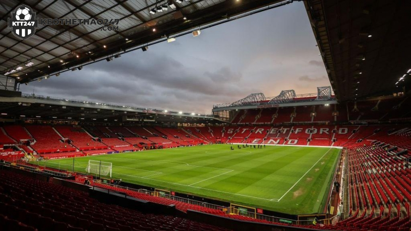 Old Trafford đứng trước nguy cơ bị khai tử (Ảnh: Getty).