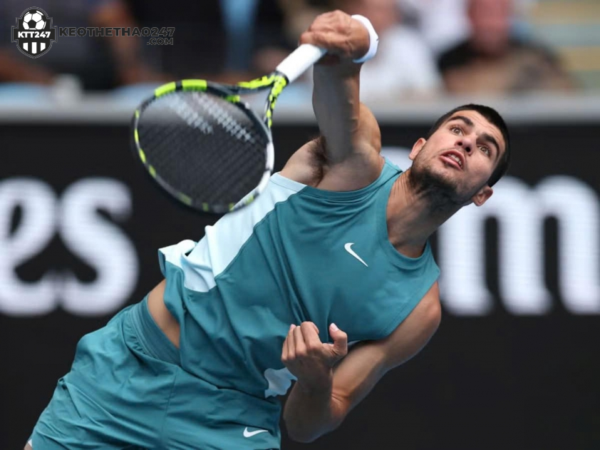 Alcaraz cho thấy sự cải thiện rõ rệt ở những cú giao bóng trong trận đấu vòng 2 Australian Open 2025 Alcaraz cho thấy sự cải thiện rõ rệt ở những cú giao bóng trong trận đấu vòng 2 Australian Open 2025